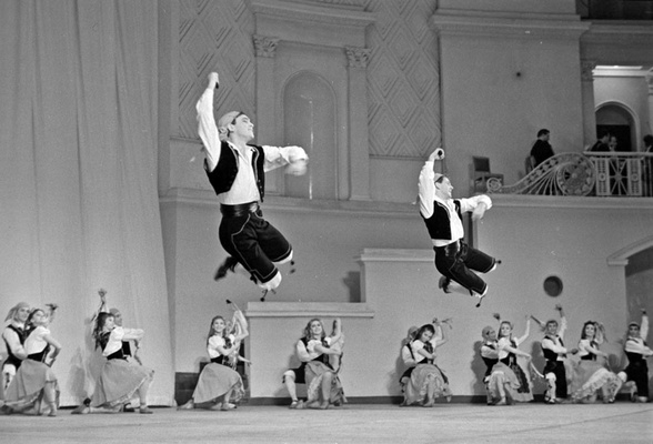 Государственный ансамбль народного танца под руководством Игоря Моисеева. Москва,1967