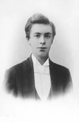 Александр Скрябин (1872–1915) в год поступления в Московскую консерваторию. Москва, 1888.