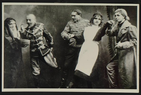 А.Г. Новиков в спектакле «Мадемуазель Нитуш». Скопин, 1919–1920